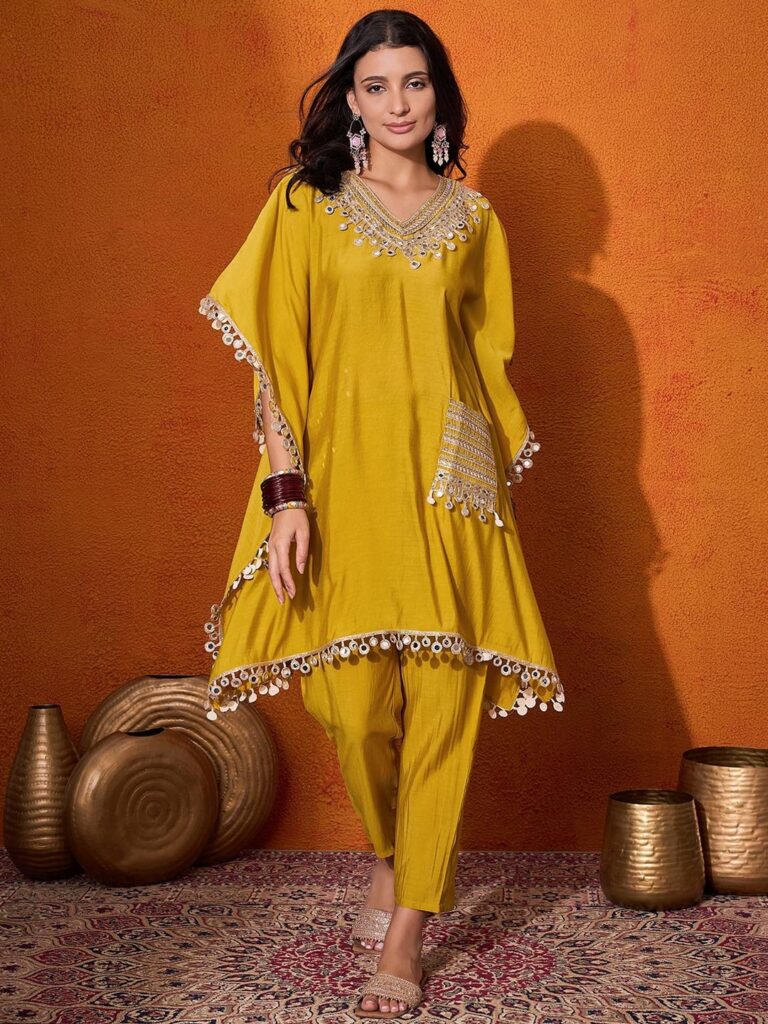 Women Silk Blend Ethnic Top Pant Set