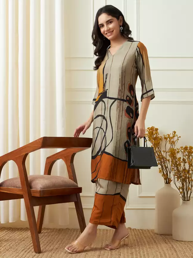 Women Silk Blend Kurti Palazzo Set