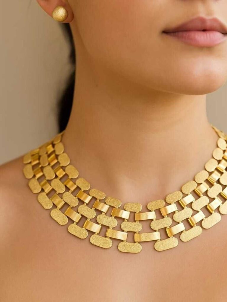 The Classic Gold Standard Effortless Everyday Chic