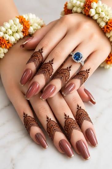 Finger Mehndi Design